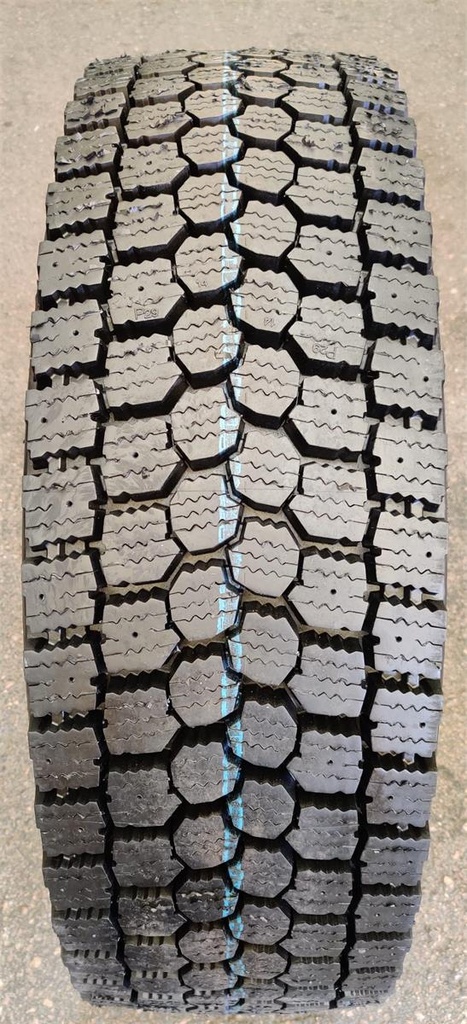 315/60R22.5 152/148L KA PINNOITETTU NE2+ SIS. 1 MICHELIN RUNKO XL DRIVE