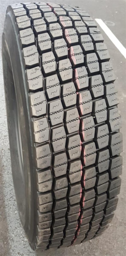 315/80R22.5 KA PINNOITETTU P42 SIS. 1 HANKOOK RUNKO XL DRIVE