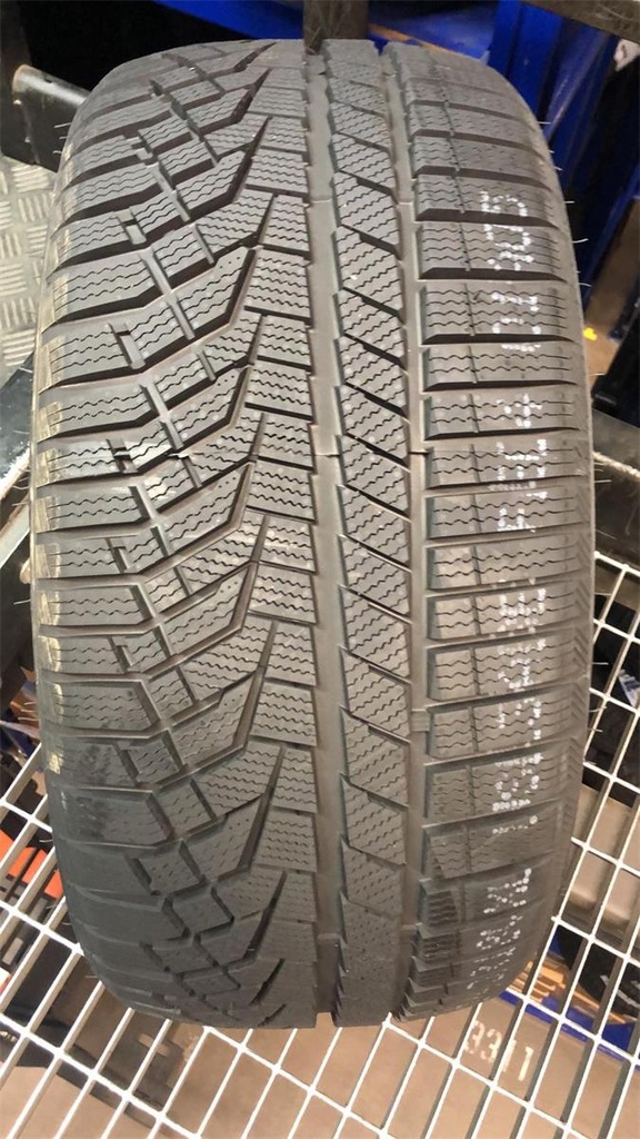 225/45R18 95V SAILUN ICE BLAZER ALPINE EVO 1 XL